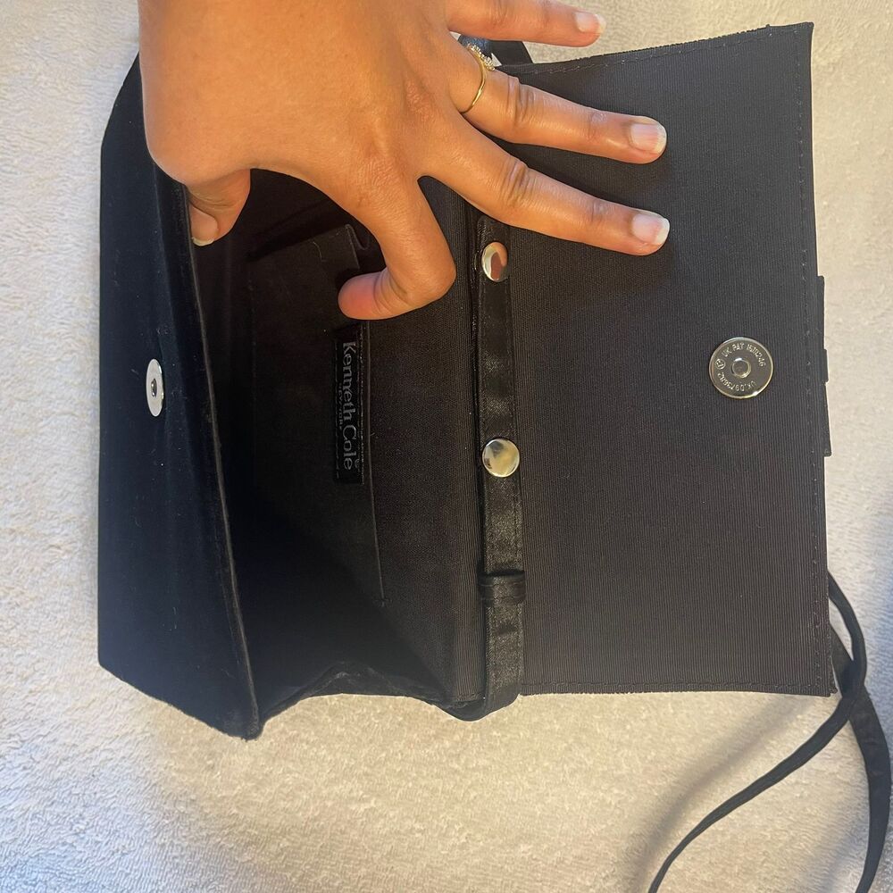 Vintage Kenneth Cole New York Women's Valvet Black Evening Purse Bow Bag - Picture 8 of 11